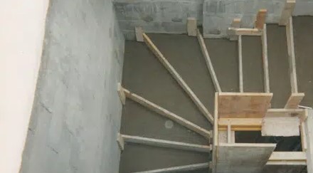 prijs van een trap in gestort beton